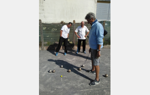 ha oui....il y avait aussi un concours de boule ...