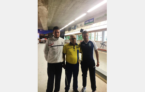 En partie de poules contre l'italien