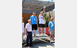 CLAUDE sur le podium